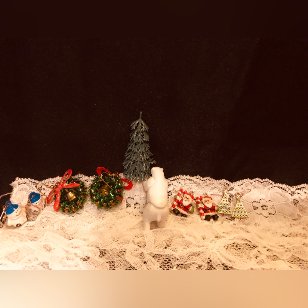 Set Of Four Christmas Ornaments Earrings.